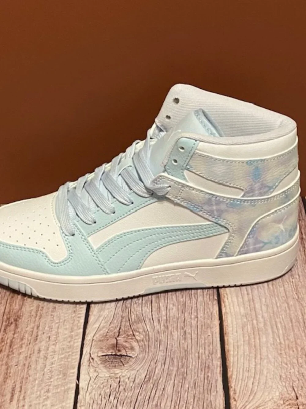 Puma High-Top Sneakers – Iridescent Pearl